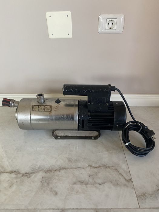 Pompa apa Grundfos de suprafata