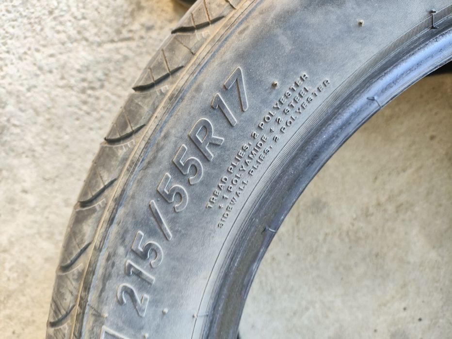Продам шины Michelin Defender 215/55 R17.