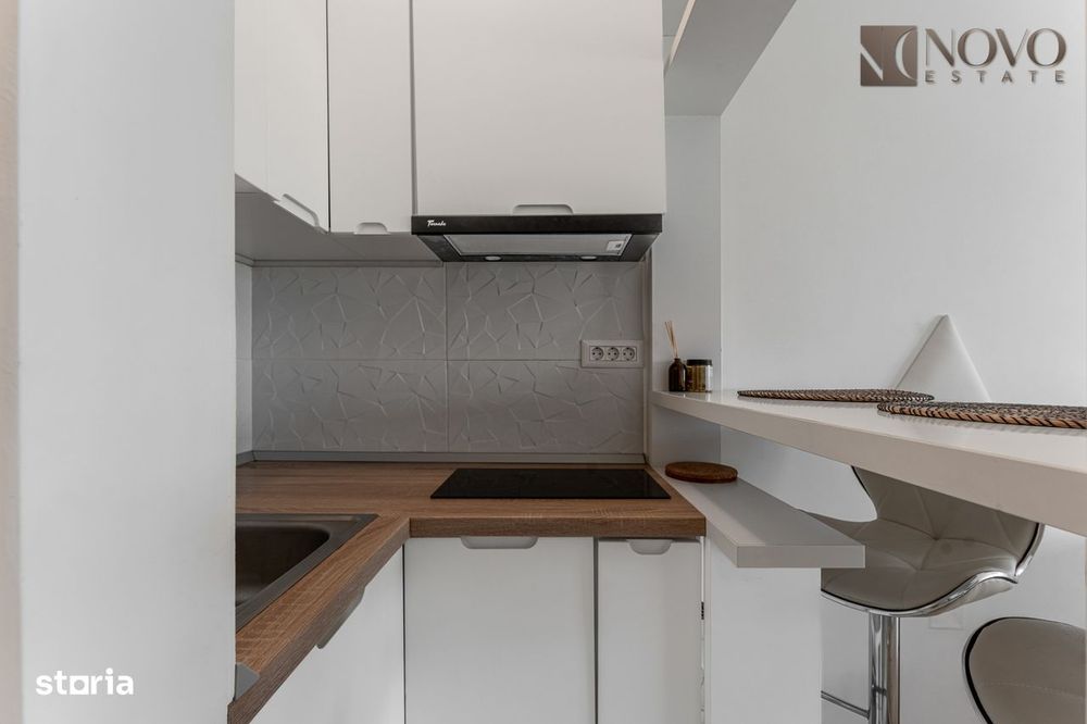 Garsoniera | Piata Romana | Centrala | Balcon | Renovata