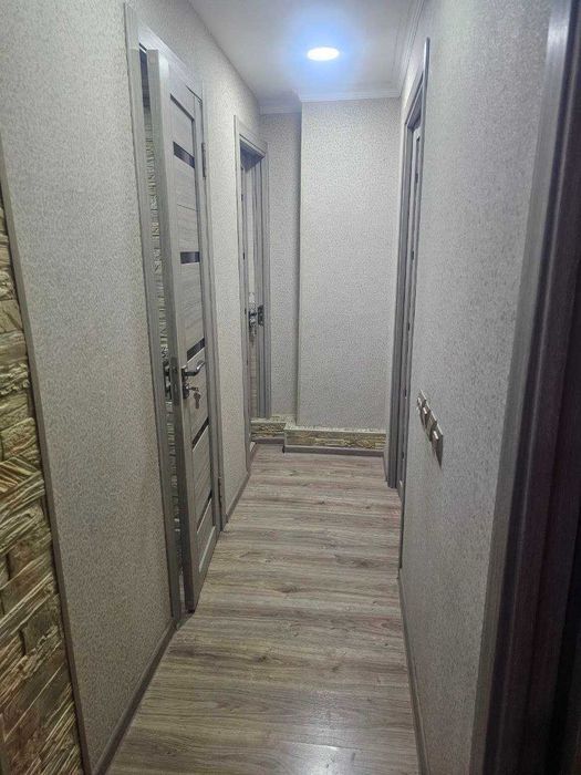 Продается 4 ком квартира на массиве Куйлюк 3 - 1 этаж, все остается