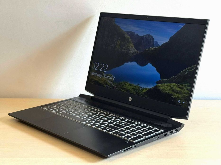 Бартер! HP Pavilion 16/Core™ i5-10300H / RTX 1650ti / 16GB / 512GB SSD