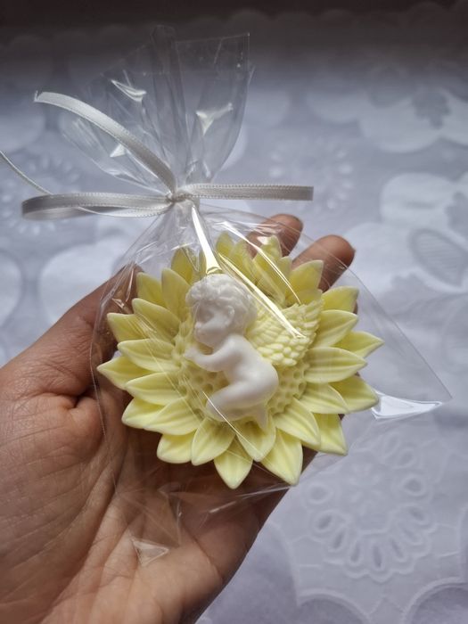 Красиви глицеринови сапунчета "Ангелчета"