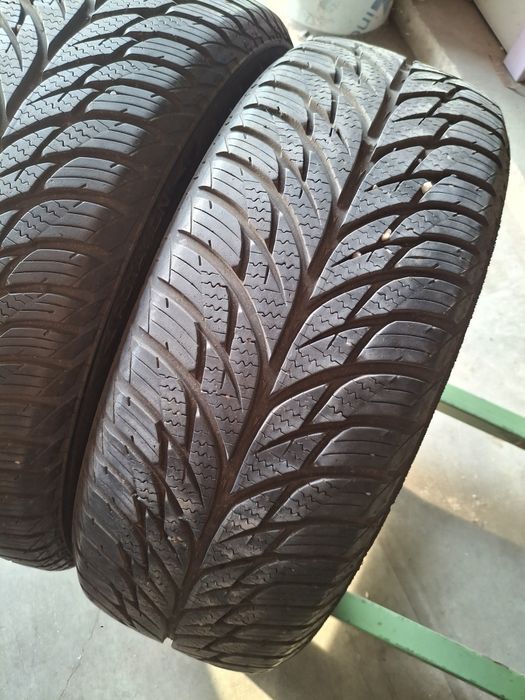 2 Anvelope 195 55 r16 All season Uniroyal