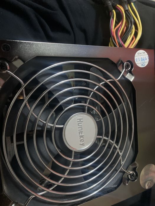 Блок питание huntkey 550w