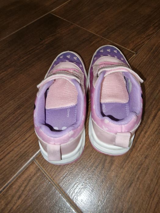 Vand pantofi sport CCC Disney masura 29 cu led