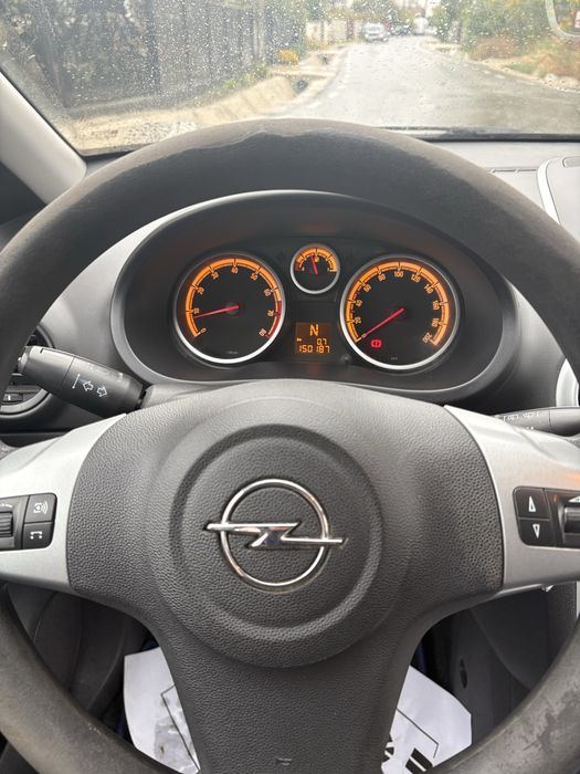 Opel corsa D 1.2 benzina automata easytronic