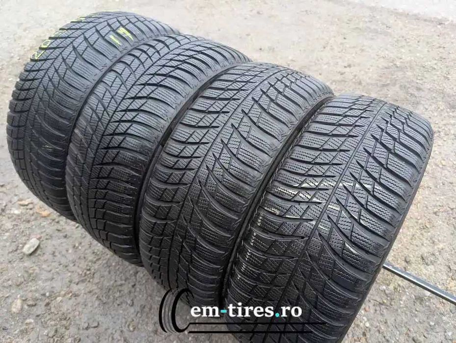 SET 4 Anvelope Iarna 205/55 R16 BRIDGESTONE Blizzak ras