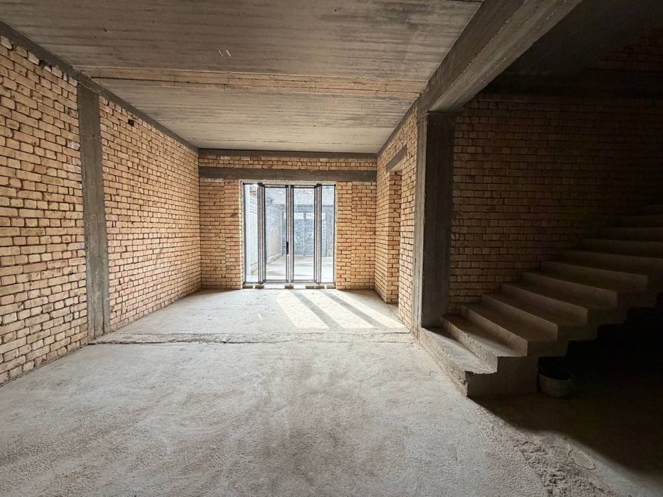 Хасанбай Продается Участок 3 сотки, 360м2. Фасад 9 метров. Коробка