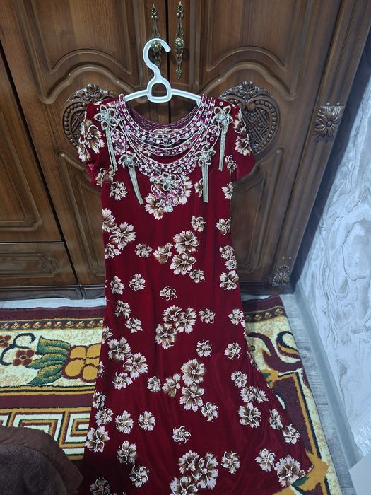 Ko'ylak lozim sotiladi