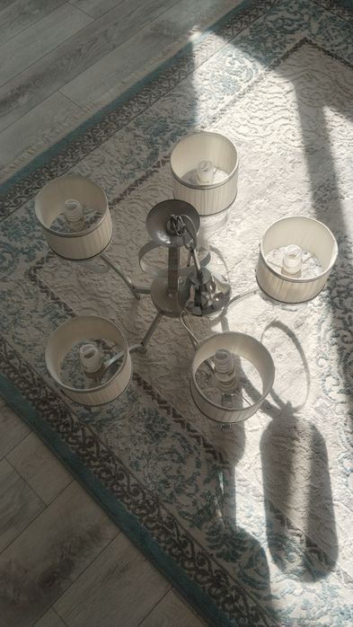 Люстры,3 штуки,б/у