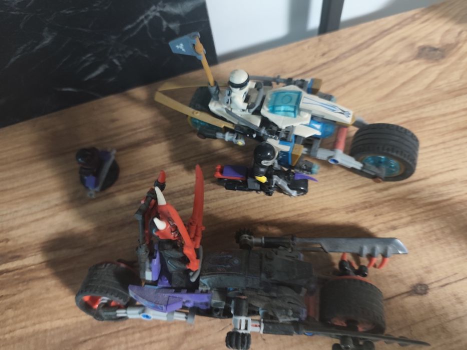 Продавам lego ninjago lego