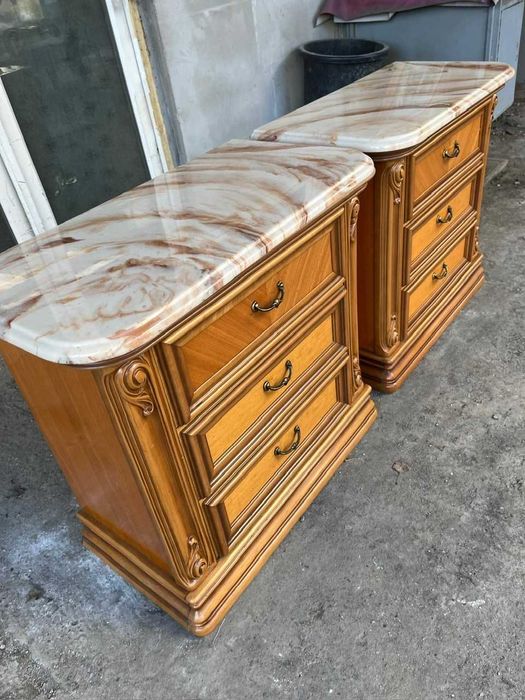 Noptiere Baroc,cu placa de marmura!