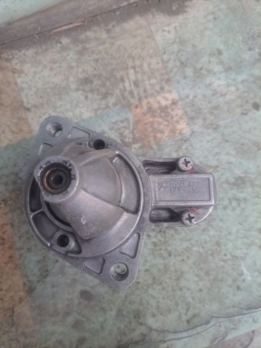 Стартер на митсубиси