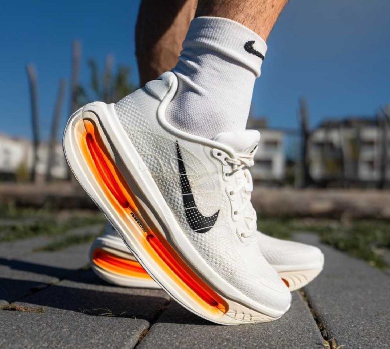 Спортивные беговые кроссовки nike (1375)