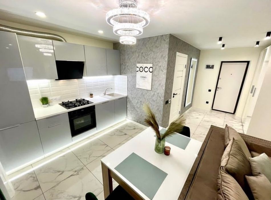 Сдается 2х комнотная квартира в центре самарканда