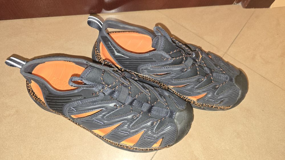 Мъжки чехли и сандали Adidas, TheNorth Face, Hoka