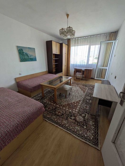 Двустаен ап. под наем в кв. Дървеница