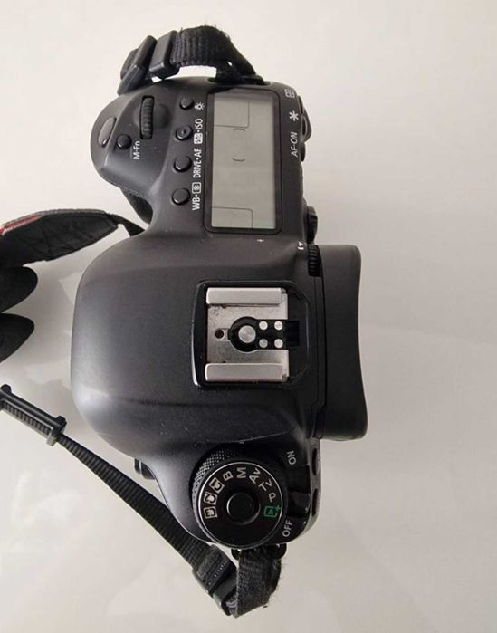 Canon EOS 5D Mark IV