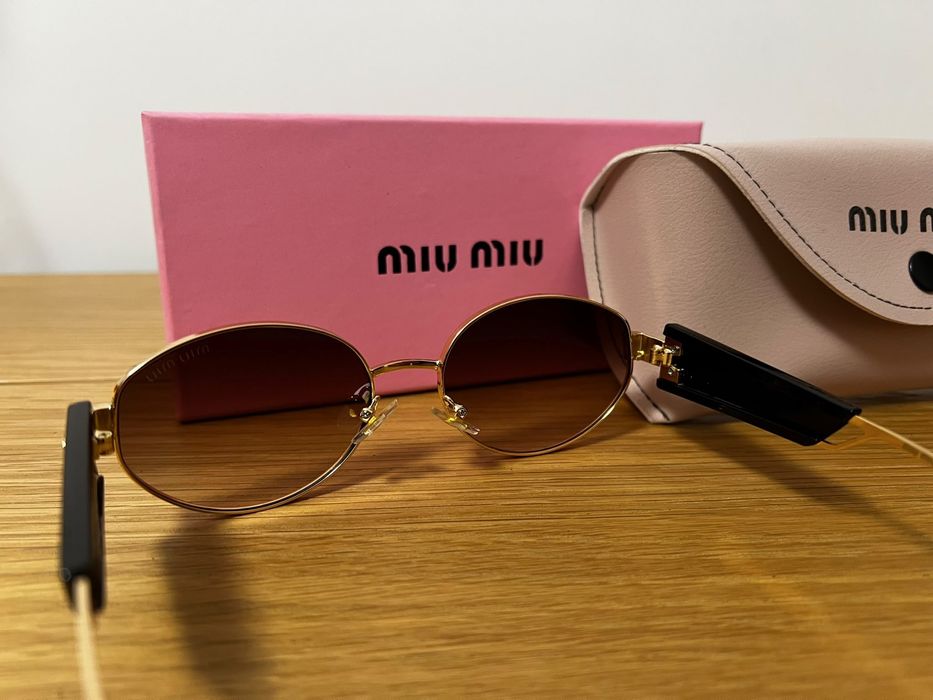 Ochelari de soare Miu Miu