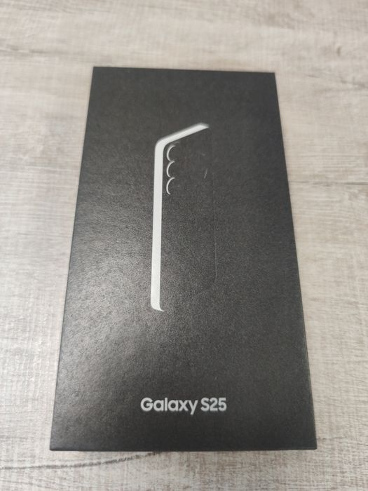 Samsung Galaxy S25 5G 512GB Silver  Blue  Navy 2г. Гаранция!