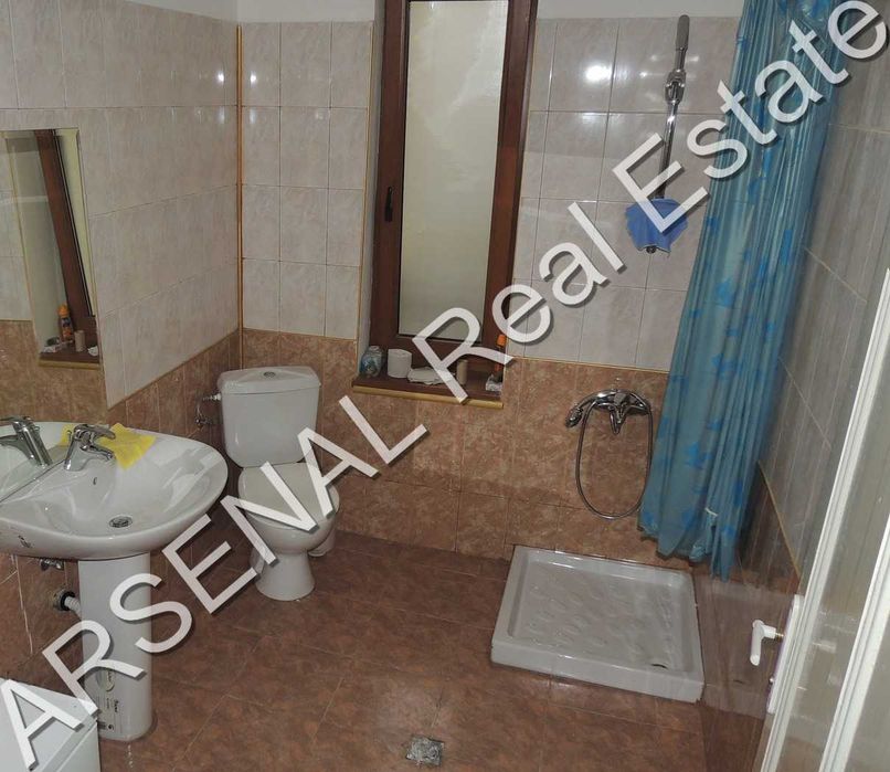 Дава се под наем Тристаен апартамент в София, Център - 106 кв.м за 700 € - Снимка #3