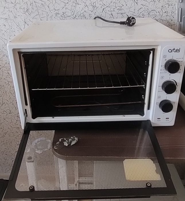 Продаю печку artel рабочем состоянии