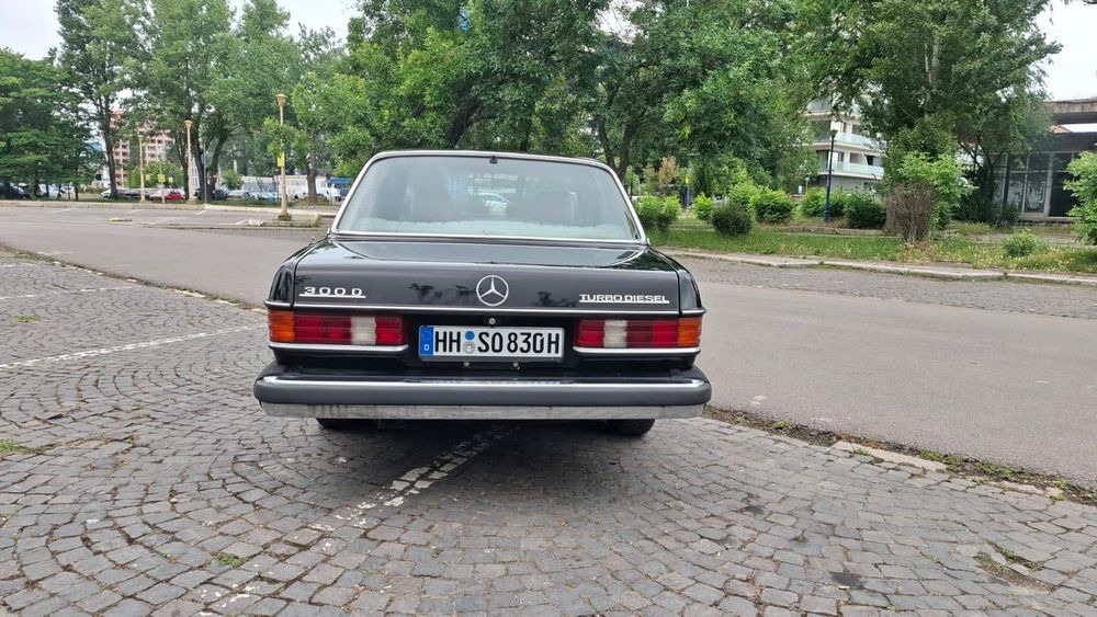 MERCEDES-BENZ E-Class 1983 — imagine 5