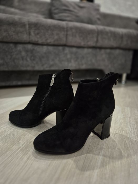 Ботильоны на каблуке