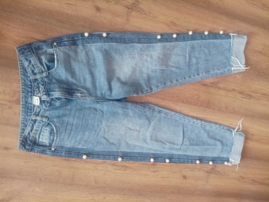 Дамски дънки с перли