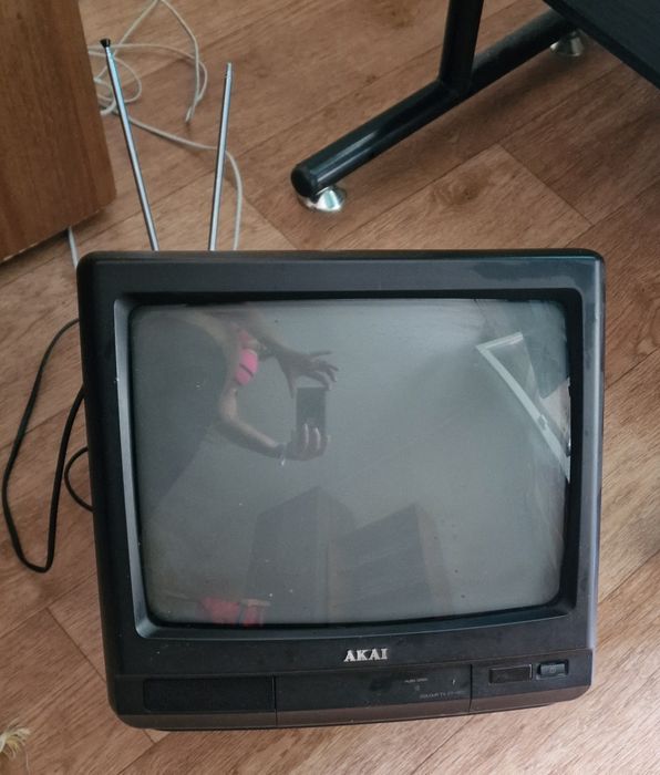 Телевизор японский Akai