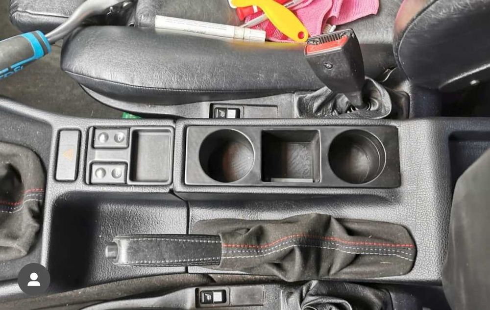 Подстаканник BMW e34