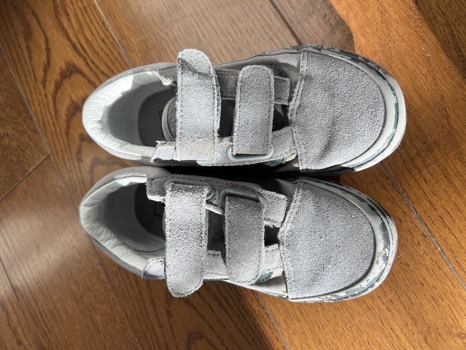 Adidasi Vans marimea 29
