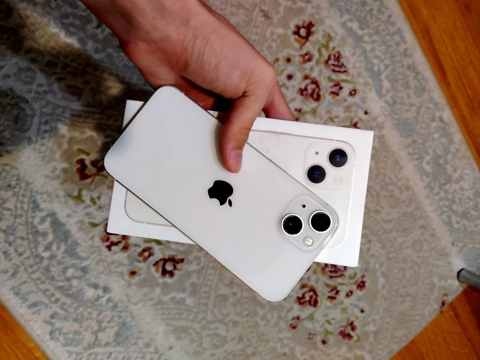 Продам iPhone 13 128gb