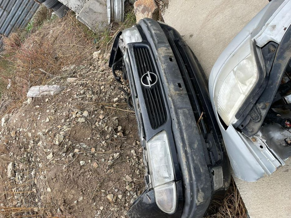 Предници/брони/фарове/перка за Опел