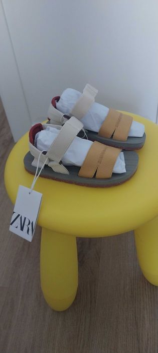 Сандалии детские Zara