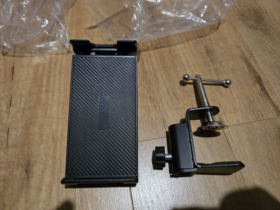 Стойка за телефон, таблет или микрофон