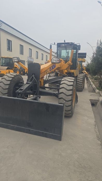 Автогрейдер XCMG 180GR