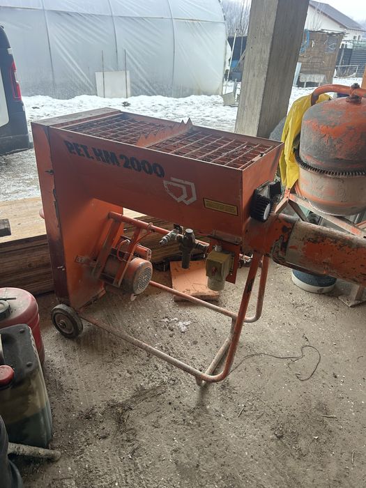 Vând malaxor continuu PFT HM 2000