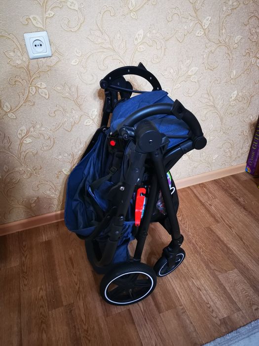 Продаётся детская коляска