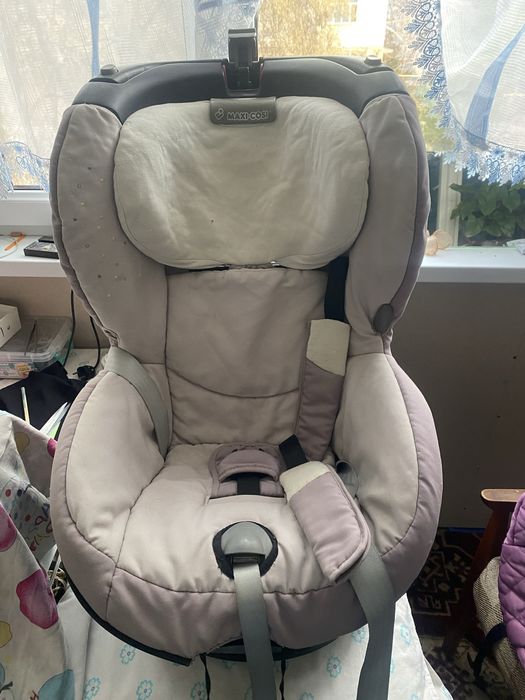 Продается, два детских кресла !