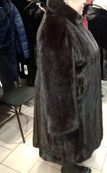 Продам норковую шубу