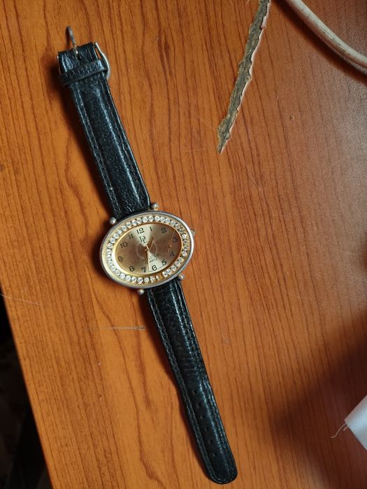 Продам наручные часы