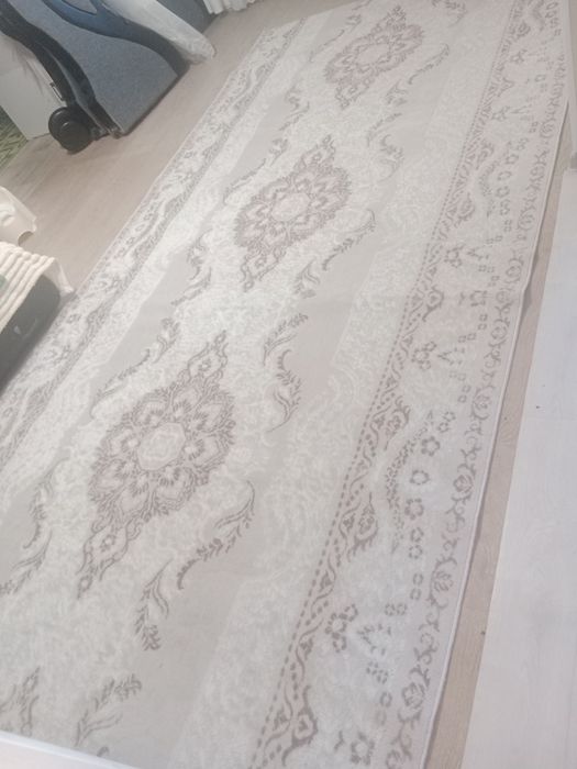 Продам ковер 2*4 Новый