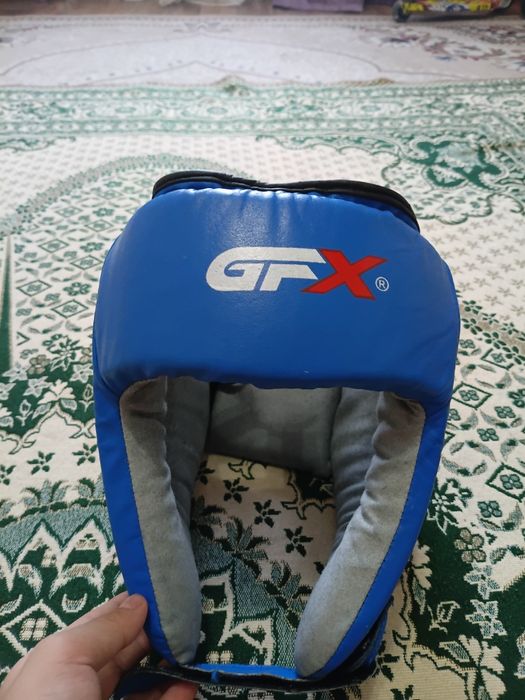 Шлем для бокс новый оригинал  GfX