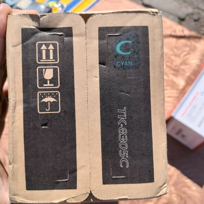 Cartuș imprimantă  TK 8305 C