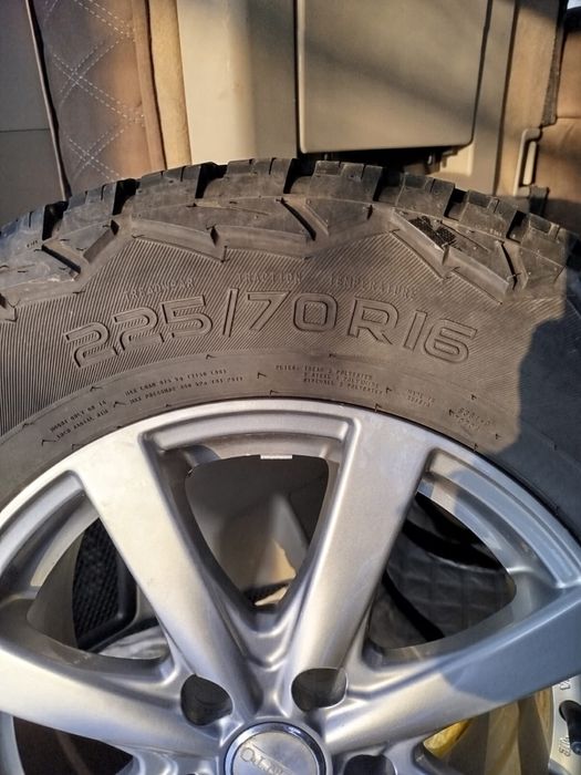 Продам резину с Дисками.