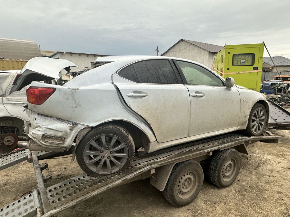 IS 250, 2008 по запчастям, Атырау