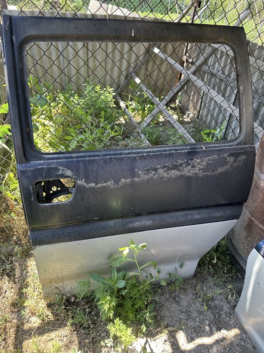 Запчасти на делику