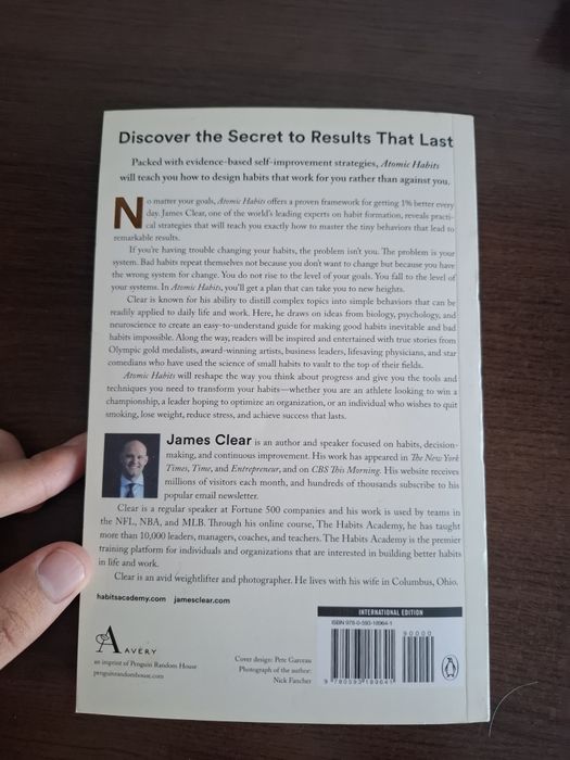 Atomic habits. Атомные привычки на англ