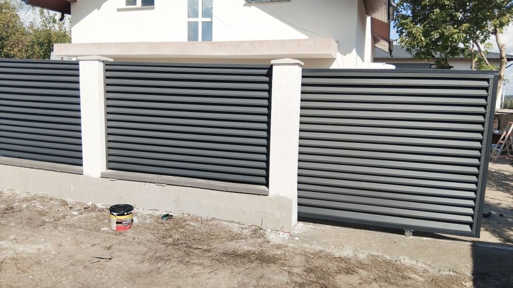 Vand garduri și porți